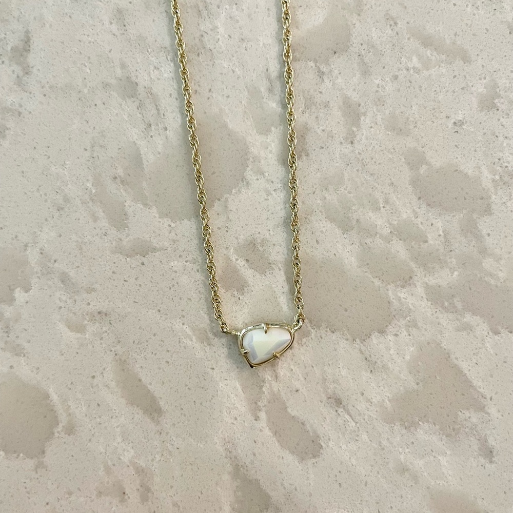 Kendra Scott Necklace with small white stone - Picture 3 of 6